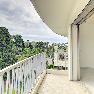 Appartement 1 pièces 794 €