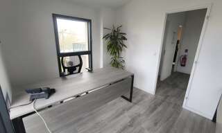 Bureau  15 m² à louer à Toulenne (33210)