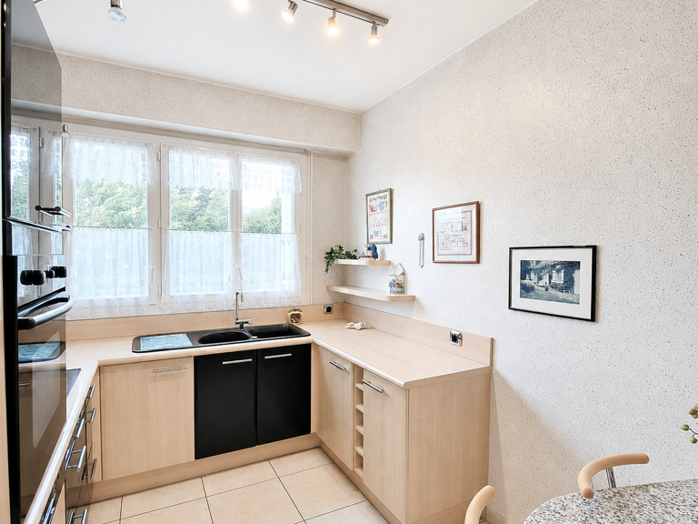 Appartement lumineux avec grand balcon — photo 1