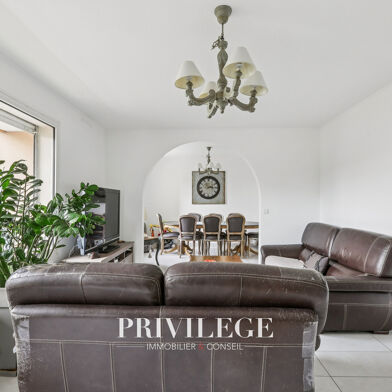 Appartement 5 pièces 280000 €