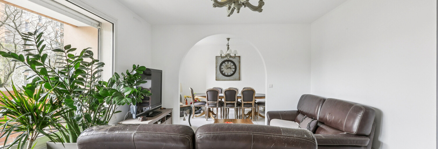 Appartement 5 Pièces 109 m² à vendre à Lyon 8 (69008)