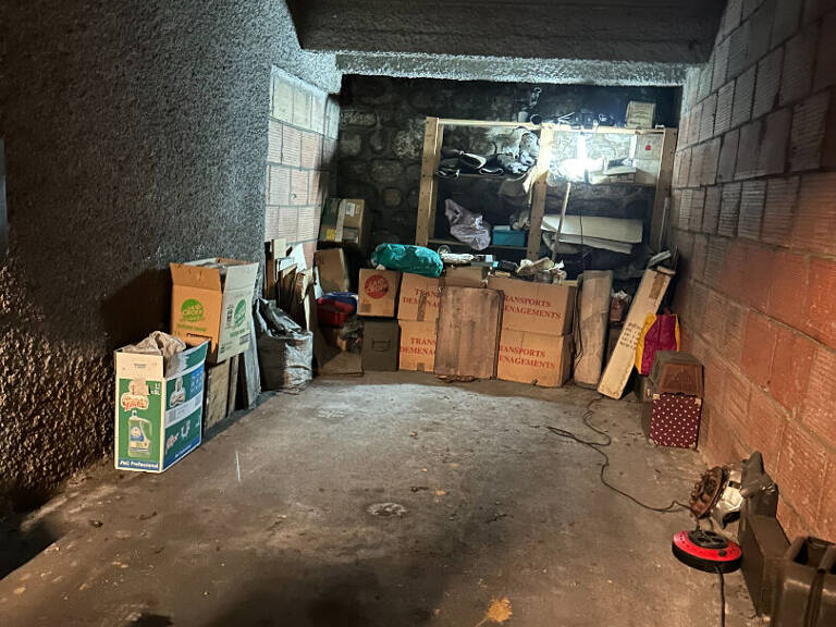 Box fermé -Rue Labat — photo 1
