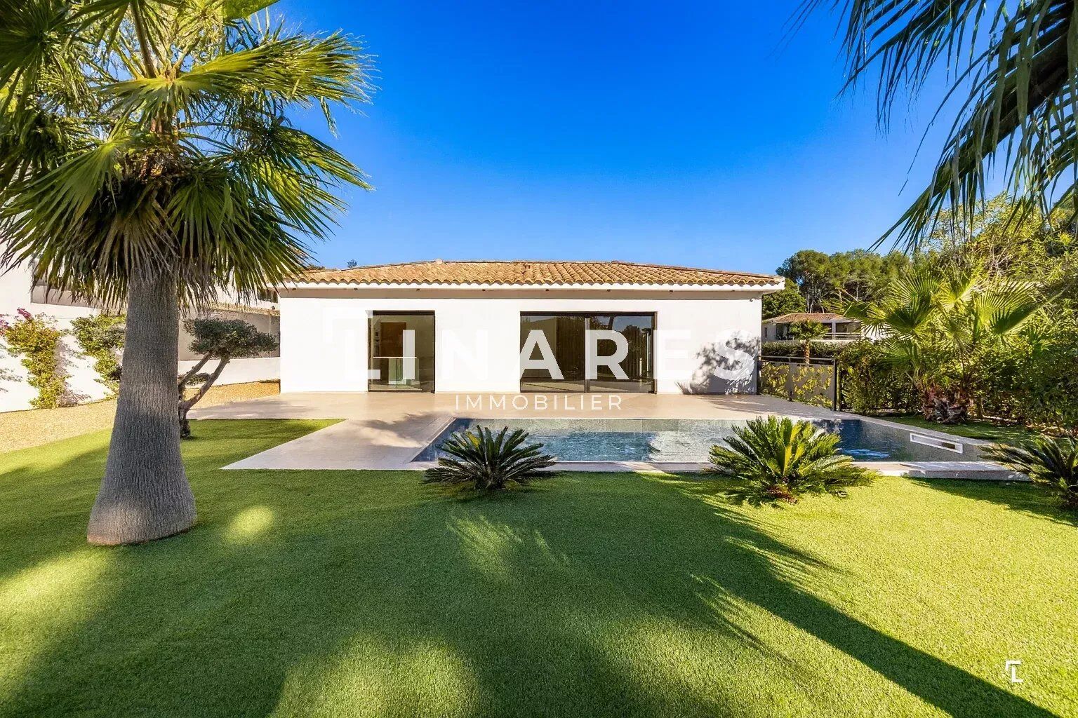 Villa / Maison 7 pièces  à vendre Sanary-sur-Mer 83110