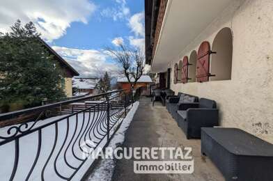 Appartement  310000 €