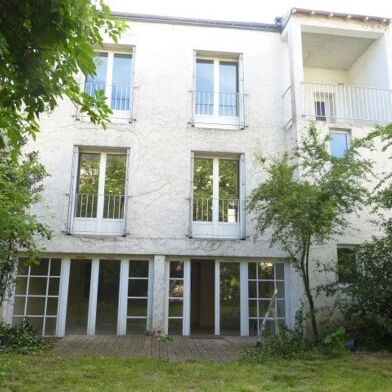 Maison 6 pièces 1638 €