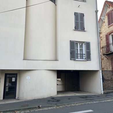 Appartement 2 pièces 765 €