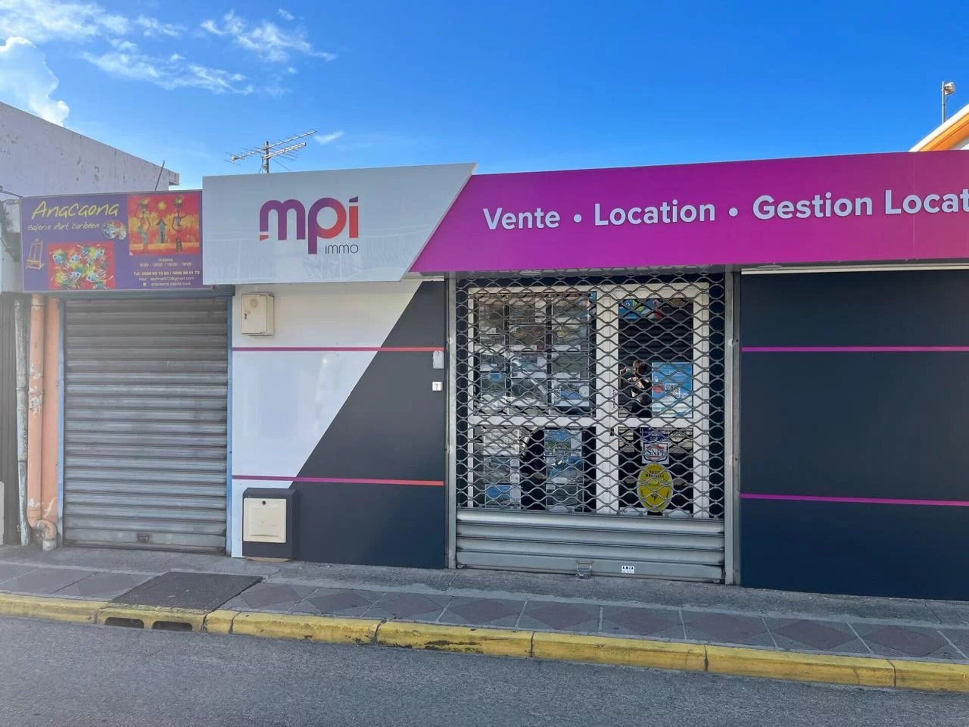 Vente Local commercial à Sainte-Luce · 220 000 €