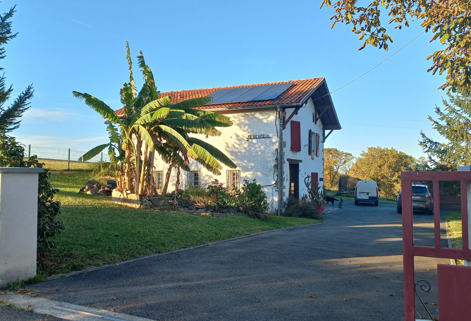 Maison à la campagne — photo 1