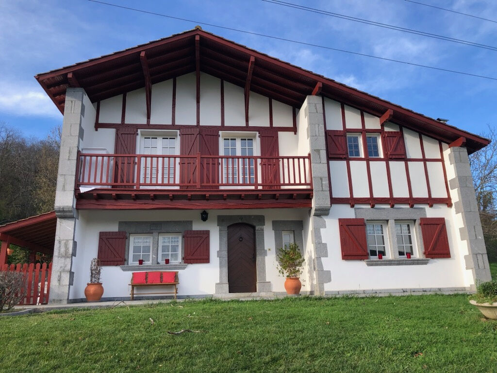 Villa / Maison  T7 à vendre Larceveau-Arros-Cibits 64120