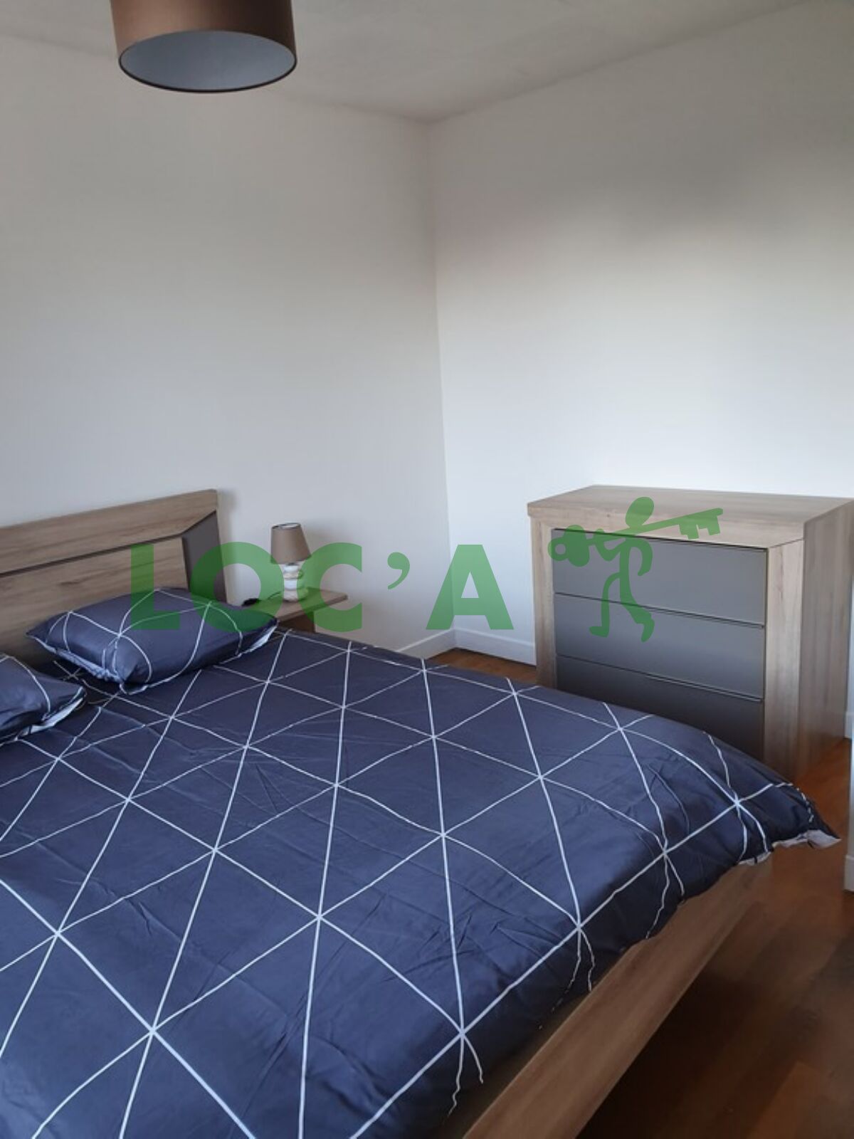 Photo Location T4 80 m² à Norges-la-Ville 1 001 ¤ CC /mois image 2/4