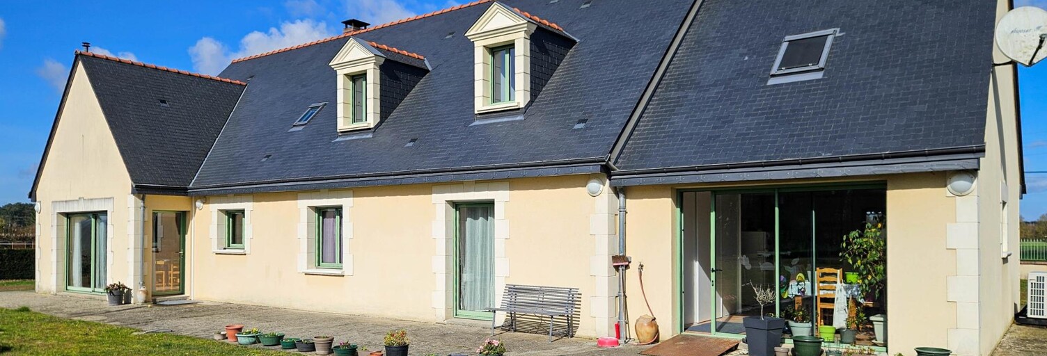 Maison 8 Pièces 276 m² à vendre à Longué-Jumelles (49160)