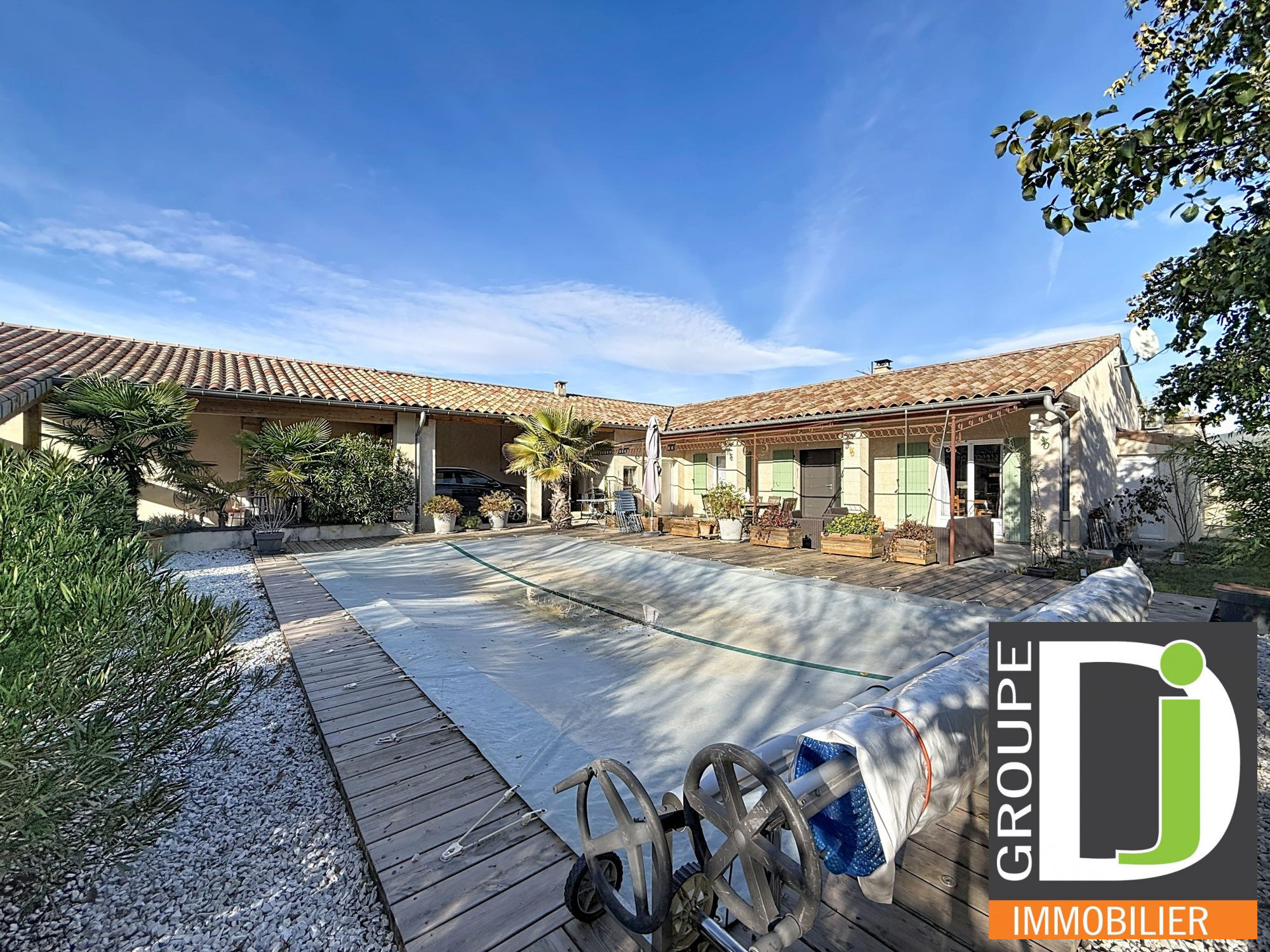 Villa / Maison  T6 à vendre Piégros-la-Clastre 26400