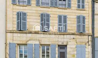 Immeuble  315 m² à vendre à Niort (79000)