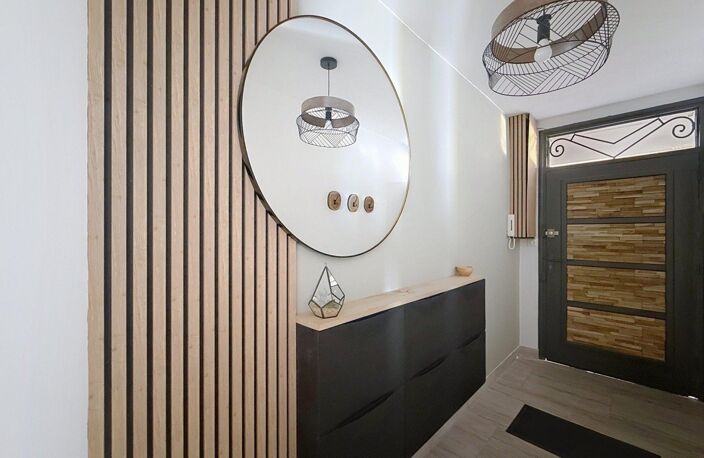 T3 78M2 1ER ETAGE TOUT A PIED AVEC BALCON ET CAVE — photo 5