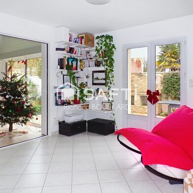 Maison 8 pièces 550000 €