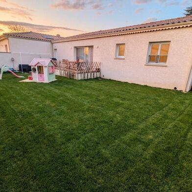 Maison 4 pièces 299500 €