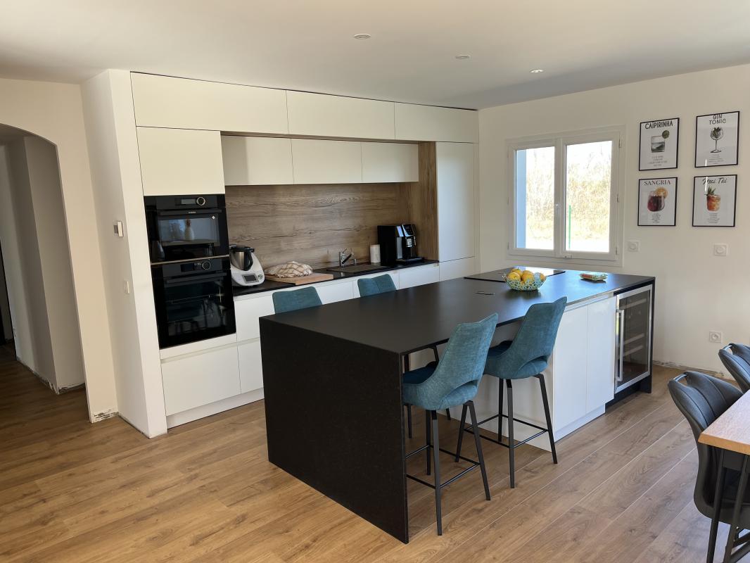 Villa / Maison  T4 à vendre Pézilla-la-Rivière 66370