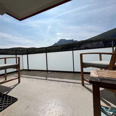 Appartement 5 pièces 195000 €