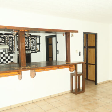 Appartement 4 pièces 145000 €