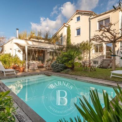 Maison 9 pièces 1165000 €