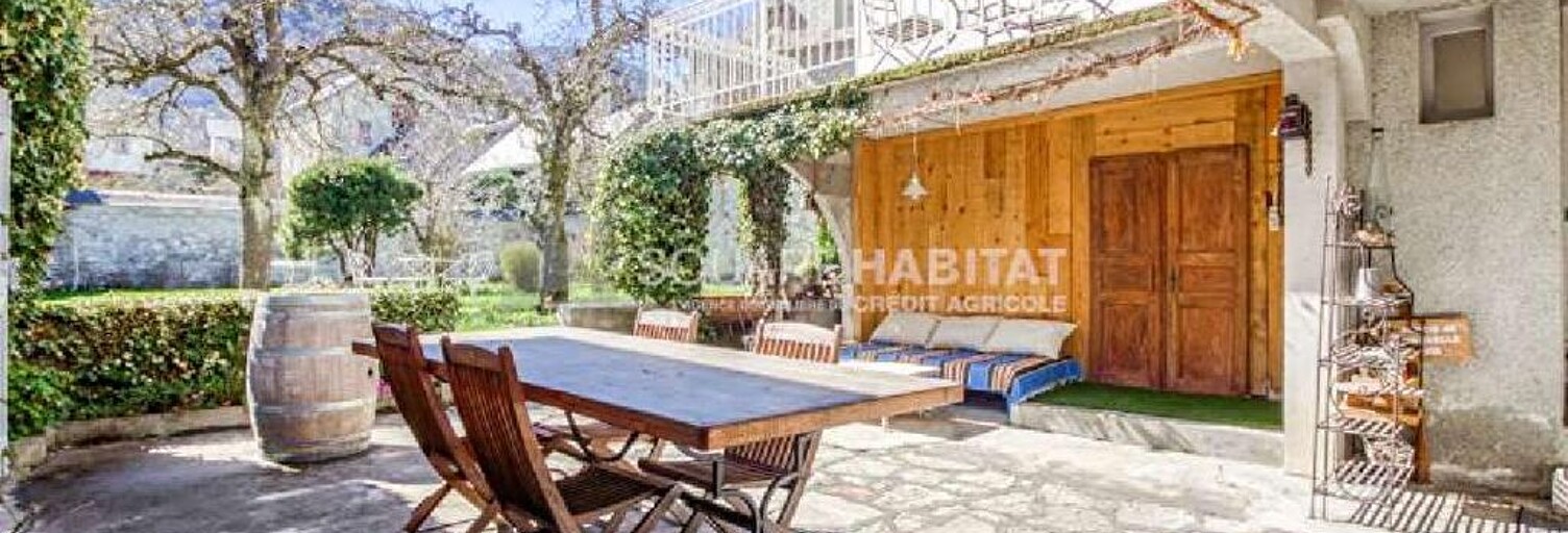 Maison 8 Pièces 211 m² à vendre à Arreau (65240)