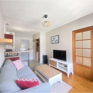 Appartement 2 pièces 738 €