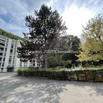 Appartement 2 pièces 748 €