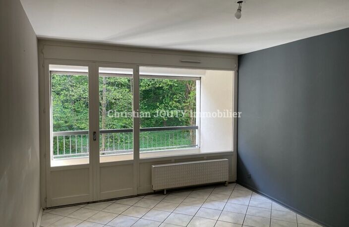 F2 — photo 4