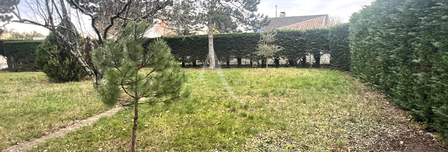 Terrain  556 m² à vendre à Saint-Loup-Cammas (31140)