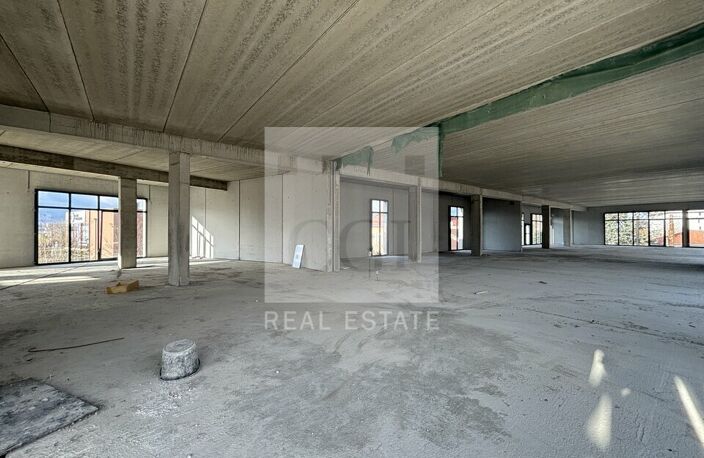 LOCAL COMMERCIAL  à LOUER — photo 2