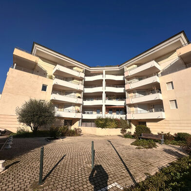 Appartement 4 pièces 440000 €