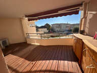 Vente Aix proche du centre l'agence immobilière LC Gestion de Puyricard vous propose dans une résidence récente un appartement de type 4 avec terrasse et garage. — photo 2