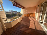 Vente Aix proche du centre l'agence immobilière LC Gestion de Puyricard vous propose dans une résidence récente un appartement de type 4 avec terrasse et garage. — photo 3