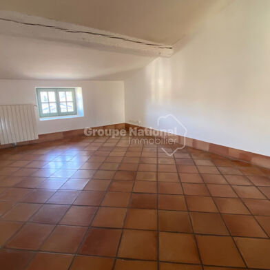 Appartement 4 pièces 930 €