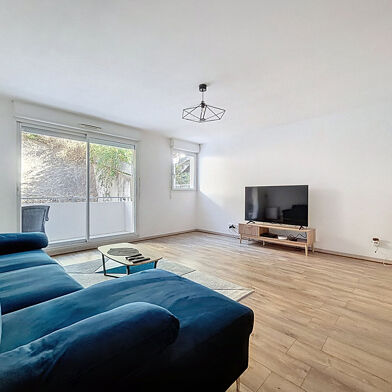 Appartement 3 pièces 140000 €