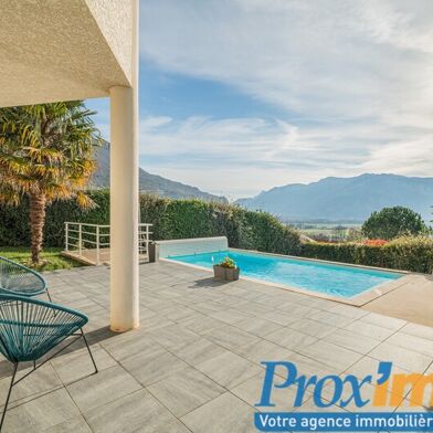 Maison 6 pièces 650000 €