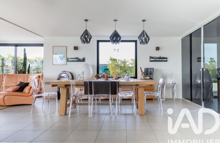 Vente Maison/villa 9 pièces — photo 3