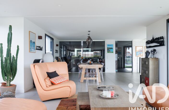 Vente Maison/villa 9 pièces — photo 4