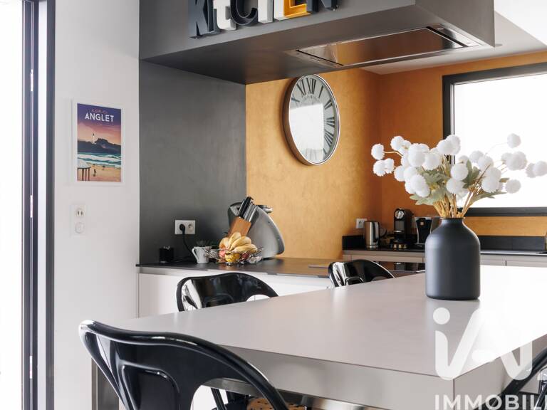 Vente Maison/villa 9 pièces — photo 1