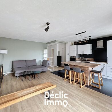 Appartement 3 pièces 1300 €