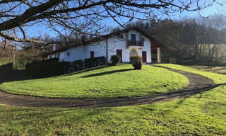 Maison 6 Pièces 181 m² à louer à Uhart-Cize (64220)