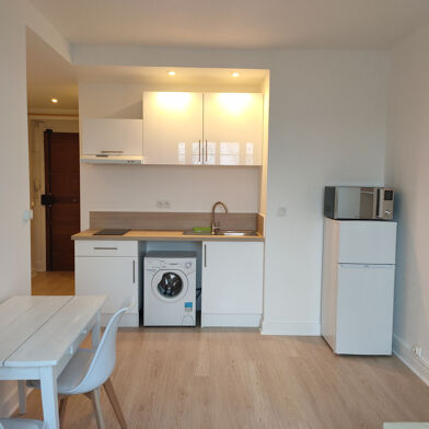 Appartement 1 pièces 690 €