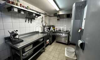 Commerce  50 m² à vendre à Mandres-les-Roses (94520)