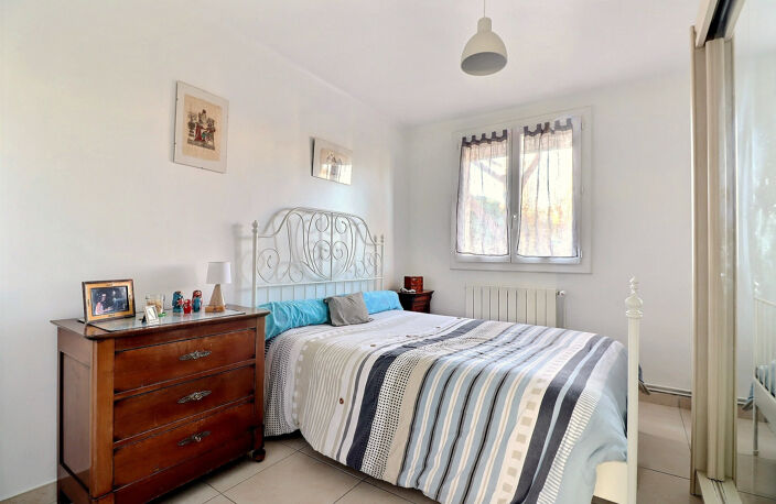 VENTE EN EXCLUSIVITE - SAINT-RAPHAËL - APPARTEMENT 3 PIECES DE 58.25M2 AVEC PARKING PROCHE CENTRE-VILLE — photo 5