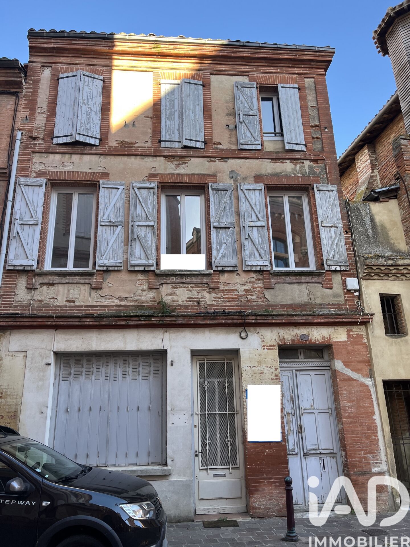 Auterive - 200m² - 1p.