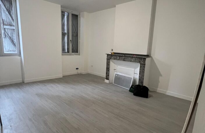 Vente Immeuble 200 m&sup2; — photo 2
