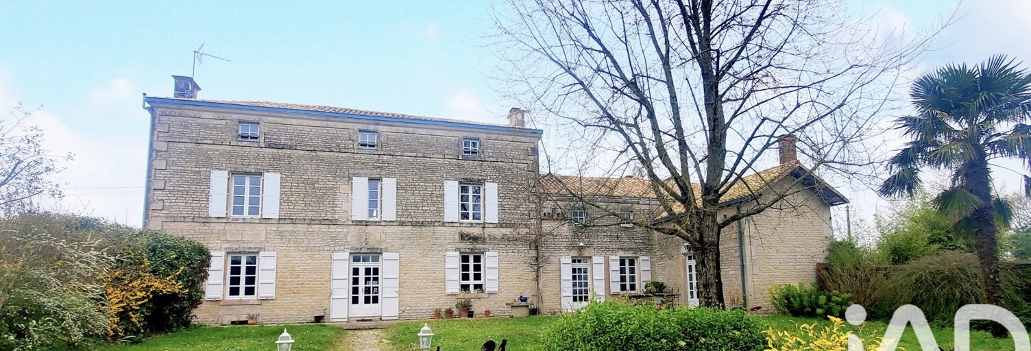 Maison 10 Pièces 303 m² à vendre à Lusseray (79170)