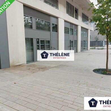 Commerce  631068 €