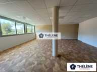 IMMEUBLE DE BUREAUX  à LOUER — photo 2