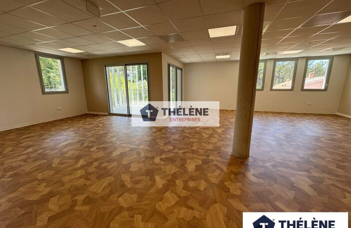 IMMEUBLE DE BUREAUX  à LOUER — photo 5